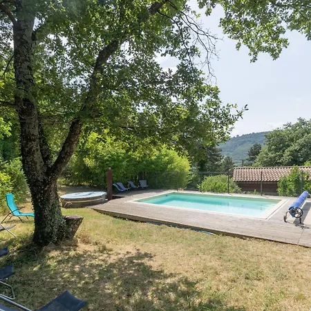 Blanc - Piscine Partagee Chalet